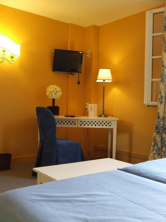 Hotel Spa Le Relais Du Bellay Montreuil-Bellay Habitación foto
