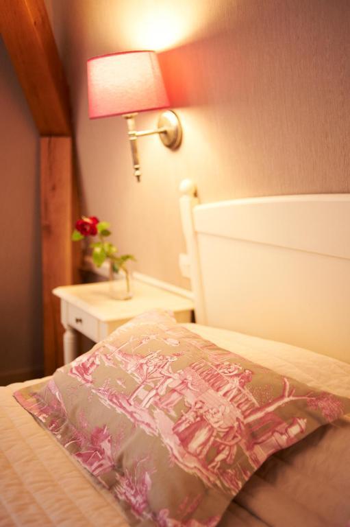 Hotel Spa Le Relais Du Bellay Montreuil-Bellay Habitación foto